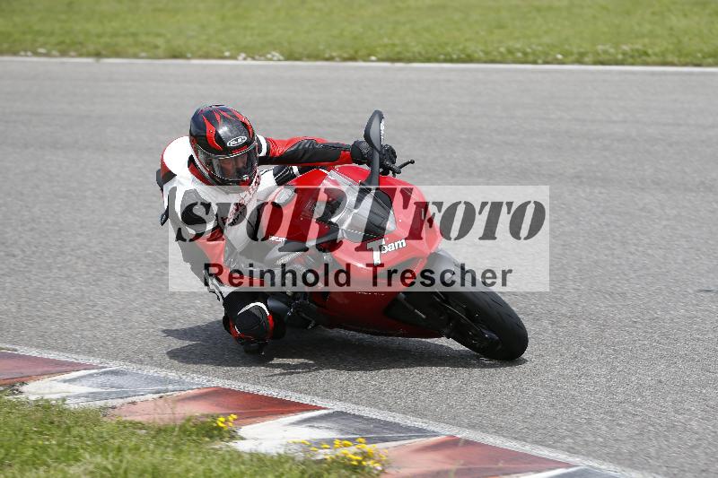 /Archiv-2024/29 12.06.2024 MOTO.CH Track Day ADR/Gruppe blau/Team